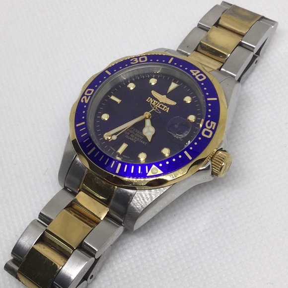 Invicta Men's Watch: Gold & Silver with Blue Face - Model 8935 - Picture 4 of 7